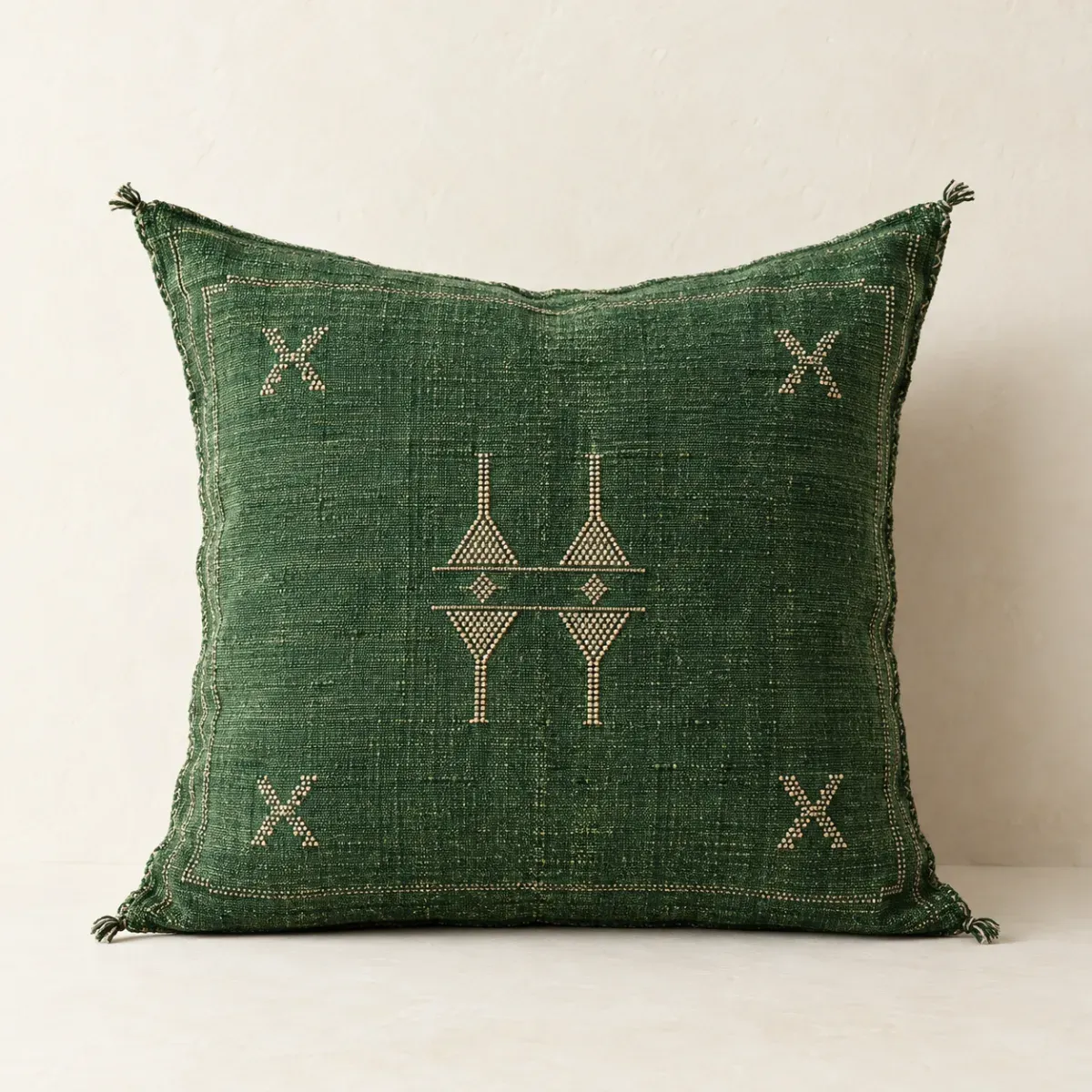 Coussin en sabra (soie de cactus) – Marrakech